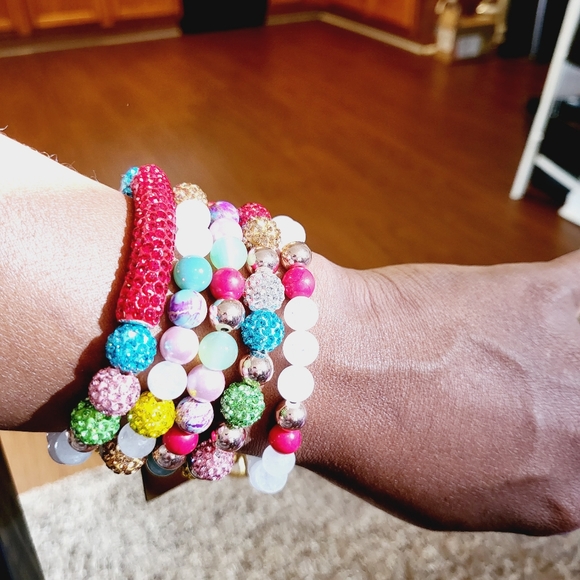 Handmade bracelet - Picture 2 of 3